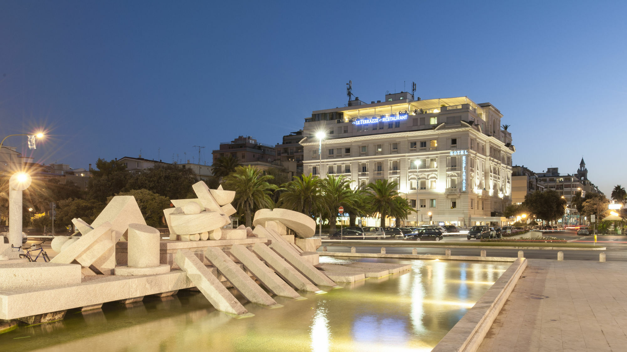 Hotel Esplanade بيسكارا المظهر الخارجي الصورة